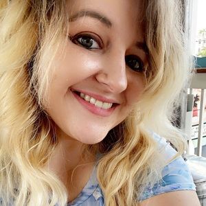 Meet your Posher, Renee